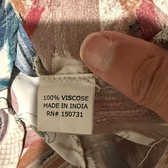 Young Threads Floral Abstract Patterned Dolman Sleeve Blouse Large - Picture 8 of 8